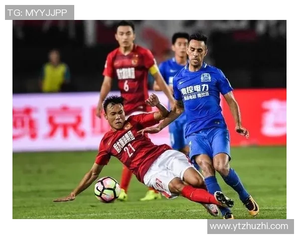 南京篮球队与重庆篮球队赛后复盘速度对决的精彩瞬间与战术分析