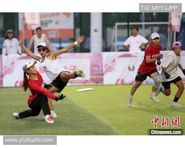 南京飞盘队在全国飞盘配合排行榜中荣获第六名的佳绩引发关注